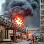 Imatge del foc a la fàbrica Plastiverd.