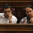 Íñigo Errejón i Pablo Iglesias, en un ple del Congrés dels Diputats.