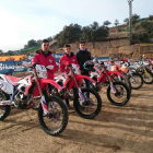 José Luis Martínez, Marc y Àlex, en el parque cerrado de Ponts.