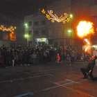 Els Saltimbankis de Bellvís van portar a terme una exhibició de malabars i foc.