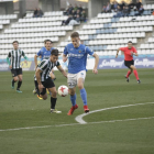 Bojan Radulovic, en un partido con el Lleida ante el Peralada, el pasado mes de enero.