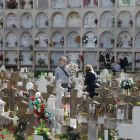 Imágenes del cementerio de Lleida el día de Todos los Santos