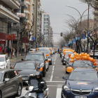 Una marxa de vehicles va recórrer aquest diumenge Lleida per protestar contra la nova llei d'Educació, la LOMLOE o llei Cela.