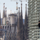 L'"Spiderman" francès s’exposa a una multa per escalar de nou la Torre Agbar