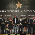 Foto de família dels premiats ahir a la Gala de les Estrelles de la Federació Catalana de Futbol.