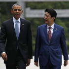 Barack Obama (i), con el primer ministro japonés, Shinzo Abe, en una imagen de archivo. 