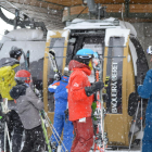 Els esquiadors van fer front a les males condicions climatològiques a Baqueira Beret.