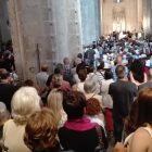 La catedral de Santa Maria de la Seu d’Urgell va quedar petita i moltes persones van haver d’estar-se fora al carrer.