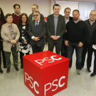 La permanente de la ejecutiva del PSC en su sede en Lleida.