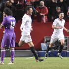 Jovetic celebra el gol que tancava la remuntada del Sevilla en el temps de descompte.