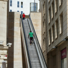 Imagen de archivo de las escaleras de Sant Joan, fuera de servicio.