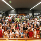 Alumnos de los colegios leridanos y sus familiares abarrotaron ayer la sala Jaume Magre, donde se expusieron los dibujos ganadores.