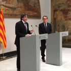 Puigdemont i Mas durant la compareixença posterior al judici pel 9N.