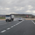La curva de la C-12 donde está el acceso a Alfés.