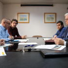 Momento de la reunión entre el ayuntamiento y Acuamed.