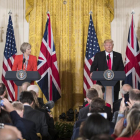 Un momento de la rueda de prensa entre Theresa May y Donald Trump en Washington.