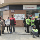 A Lleida, alguns representants de la plataforma també es van manifestar a la seu d’Endesa.
