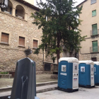 Els urinaris públics instal·lats a la plaça de Ribera.