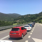 Colas de 10 kilómetros para entrar a Andorra por la Farga de Moles 