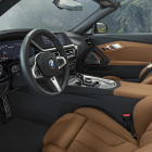 El BMW Operating System 7.0, crea una agrupació digital d'instruments i pantalla de control.