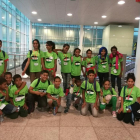 Algunos de los niños que participaron el año pasado en la campaña a su llegada a Barcelona.