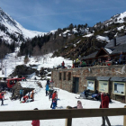 L’estació d’esquí de Boí Taüll va registrar ahir una gran afluència de visitants. 
