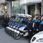 Agentes de la Guardia Urbana en formación el día de su patrona, Santa Cecília.