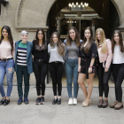 Les deu noies que representaran barris i partides de Lleida, ahir, durant la presentació a la Paeria.