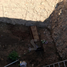 Apareix un taüt buit al cementiri de Lleida