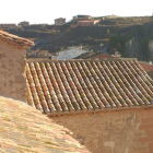 Vista de la teulada que s’ha restaurat de l’església.