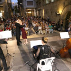 La formación Iberotango llenó ayer de público la plaza Paeria en el primer día del ‘Musiquem Lleida!’.