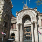 Vista de la façana de la seu del Tribunal Superior de Justícia de Catalunya, a Barcelona.