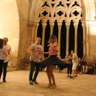 Lleida Swing celebra 5 años bailando en el claustro de la Seu Vella