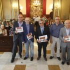 Vidal Vidal, Frederic Vilà, el alcalde Àngel Ros, Xavier Goñi y Lluís Pagès, ayer en la Paeria.