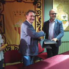 El conseller d'Interior i l'alcalde d'Almacelles signen un conveni de col·laboració en matèria de seguretat