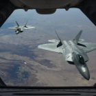 Aviones de combate estadounidenses sobrevolando Siria.