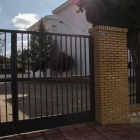 Porta del centre educatiu de Jaén en el qual van tenir lloc presumptament els fets.