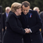 La cancellera Angela Merkel i el president francès, Emmanuel Macron, ahir, a Compiègne.