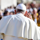 El Papa Francisco, ayer, durante su audiencia semanal en El Vaticano.