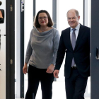 La líder parlamentaria del SPD junto al nuevo ministro de Finanzas.