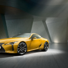 El model estarà disponible amb el revolucionari sistema híbrid Multi-stage autorecarregable de Lexus,