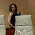 La ministra, ahir a l’arribar a la comissió del Congrés.