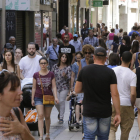 El Eix Comercial durante estos días de rebajas generalizadas.