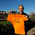 Josep Maria Batlle, con la camiseta de la 38ª Pujada a la Seu Vella