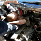 Un cotxe kamikaze amb immigrants ocults a Melilla
