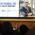 El poeta Jordi Pàmias recibió ayer un homenaje literario en el IEI en el día de su 80 cumpeaños.