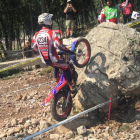 Sergi Ribau superando un obstaculo durante la prueba.