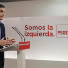 El secretario general del PSOE en rueda de prensa. 