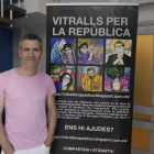 Presentan en el Ateneu Popular el proyecto ‘Vitralls per la República’