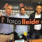 Albert Aliaga, Jorge Serna i Félix González, ahir durant la presentació del tècnic del Força Lleida per a la temporada vinent.
